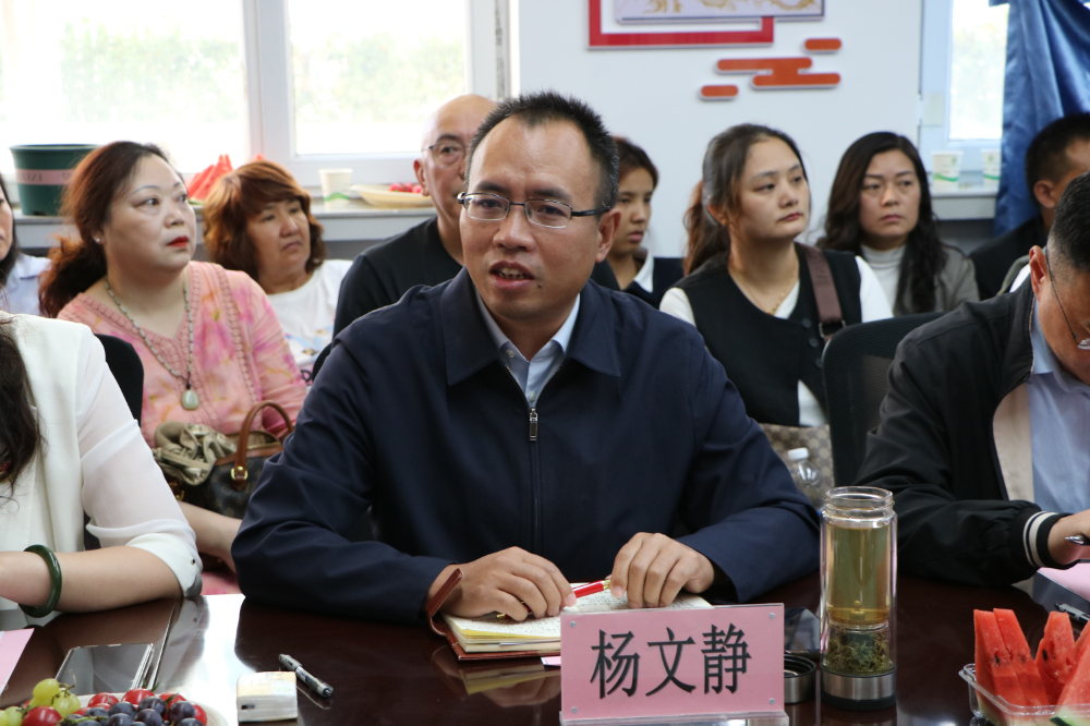扎根新疆铸师魂 实干担当结硕果
